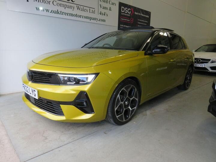 2022 Vauxhall Astra